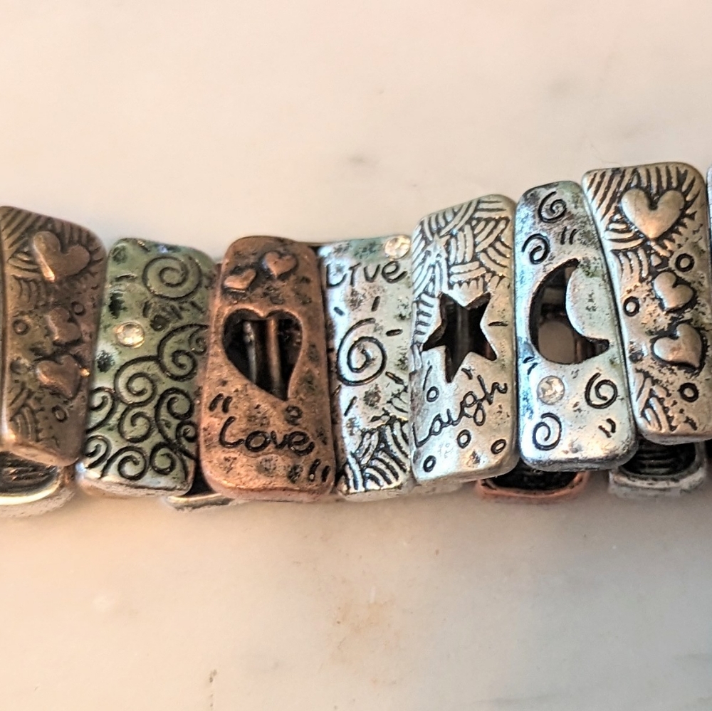 Bracelet